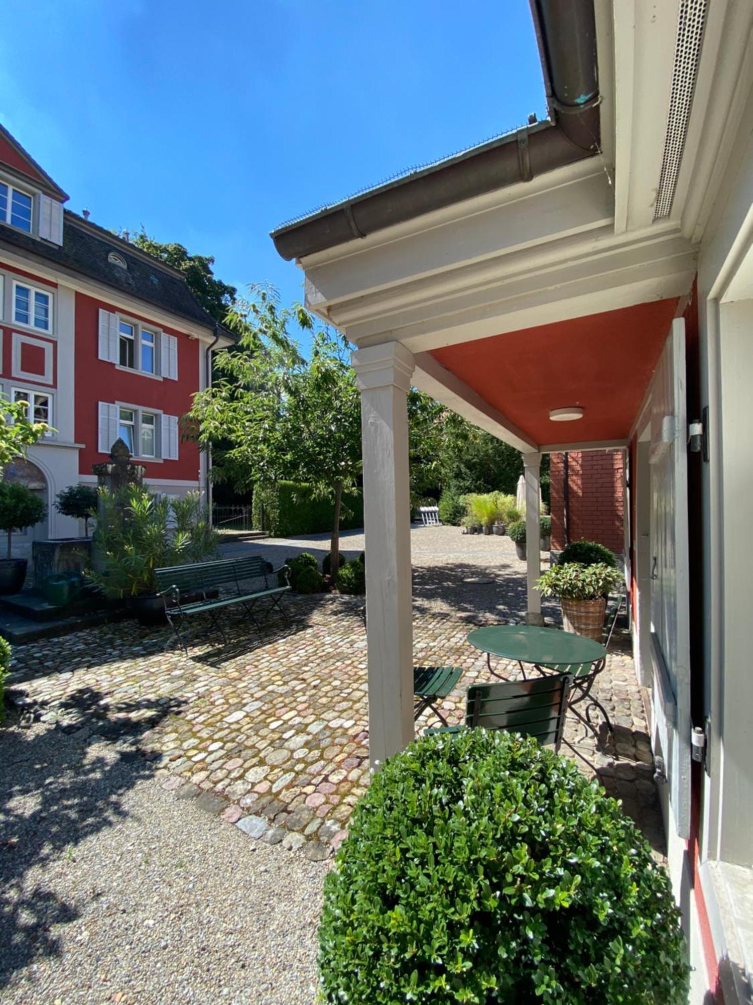 Bungalow